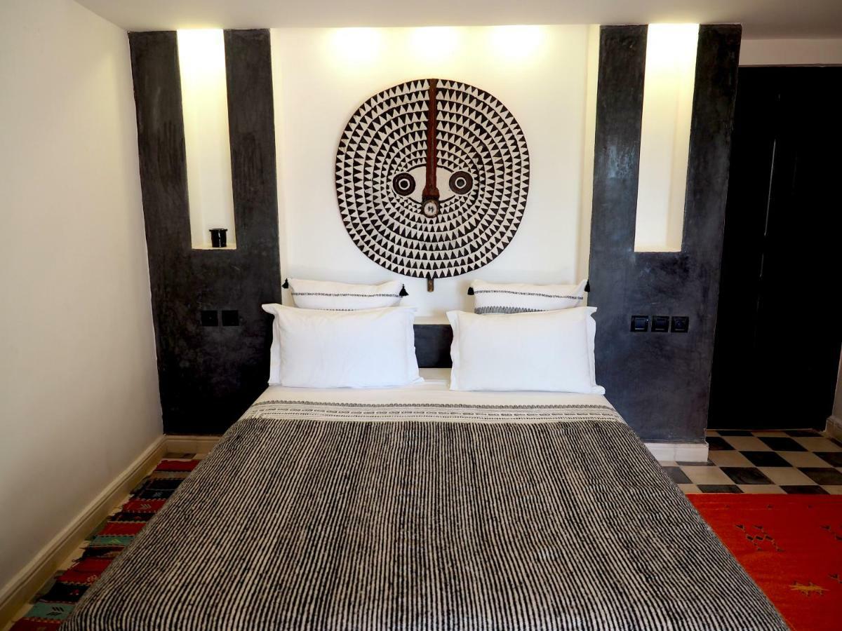 Hotel Dar Tifrouine Lalla Takerkoust Esterno foto
